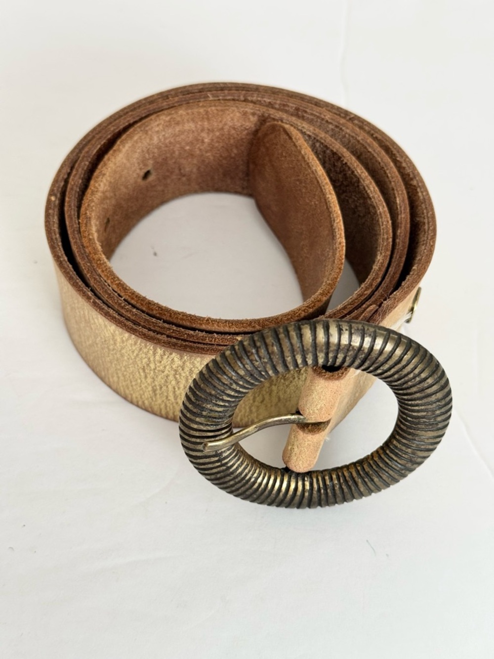 Y2K Jessica Simpson Gold Metallic Genuine Leather Belt Round Statement Buckle M - Picture 3 of 12